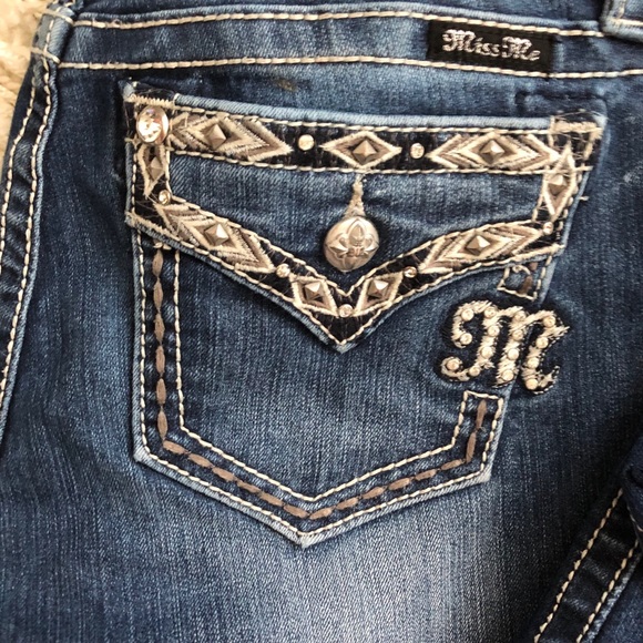 Miss Me Mid-Rise Skinny Jean - Picture 2 of 6